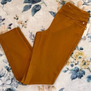 NWT Ivanka Trump Mustard Yellow Women’s Jeans Small